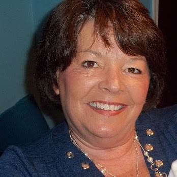 Joy Newton Photo 20