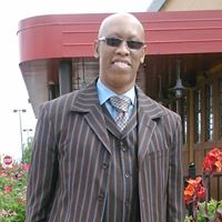 Robert Davis Photo 19