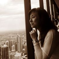 Julia Tan Photo 11