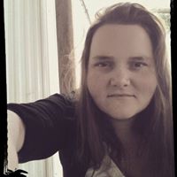 Erin Taylor Photo 12