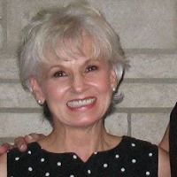 Laura Wagner Photo 31