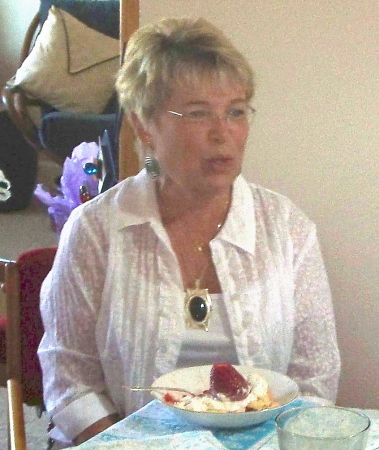 Christine Nelson Photo 13