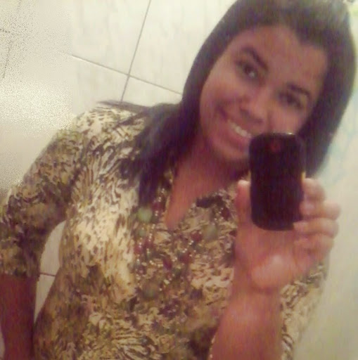 Raquel Muniz Photo 11
