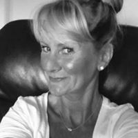 Eileen Holden Photo 10