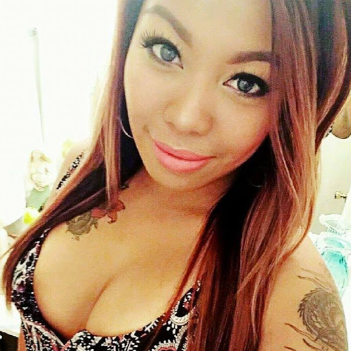 Roxanne Williams Photo 36