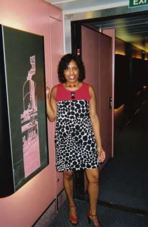 Linda Scott Photo 49