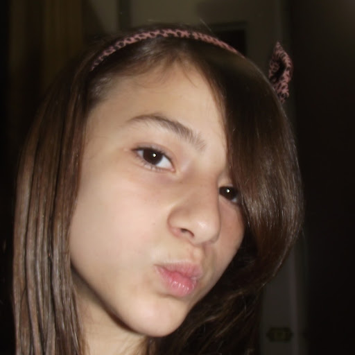 Patricia Santis Photo 12