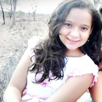 Stela Rocha Photo 10