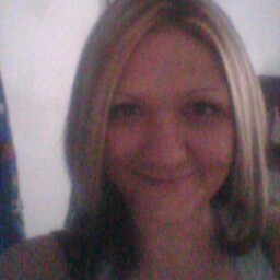 Candice Holmes Photo 18
