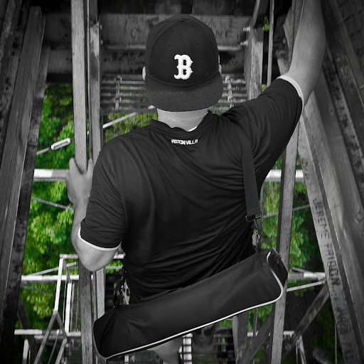 Eric Grimes Photo 14