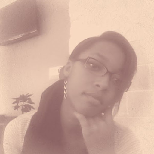 Christina Williams Photo 32