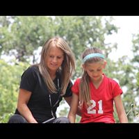 Kelly Decker Photo 35