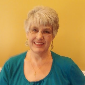 Marilyn Oliver Photo 15