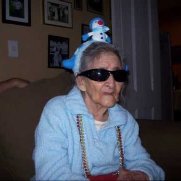 Angelica Cortez Photo 16
