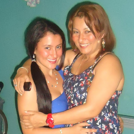 Rosa Ayala Photo 16