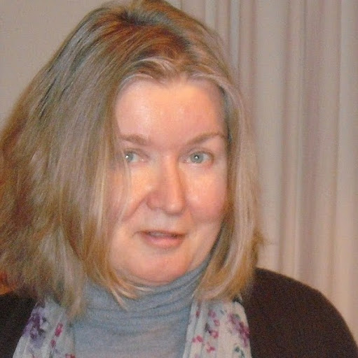 Elizabeth Wise Photo 33