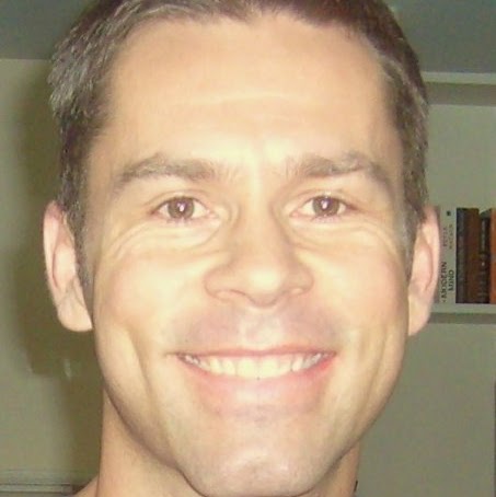 Johnny Lloyd Photo 22