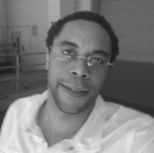 Adrian Robinson Photo 6