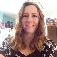 Julia Waite Photo 8