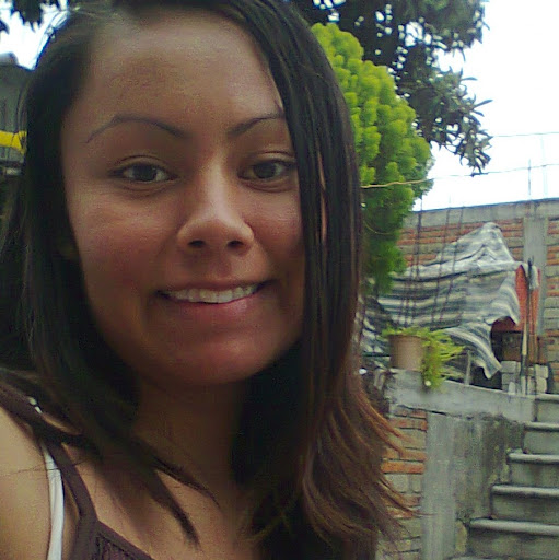 Kimberly Garcia Photo 32