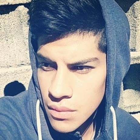 Eli Molina Photo 14