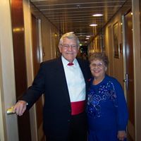 Donald Miller Photo 18
