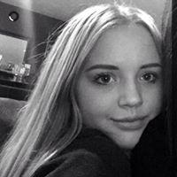 Baylee Randall Photo 2