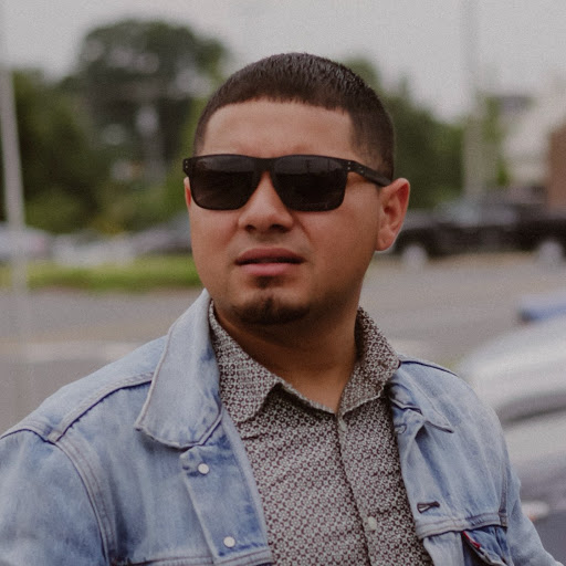 Johnny Bonilla Photo 15