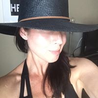 Laura Ellington Photo 6