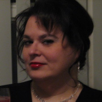 Nathalie Ross Photo 22