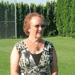 Elizabeth Osborne Photo 45