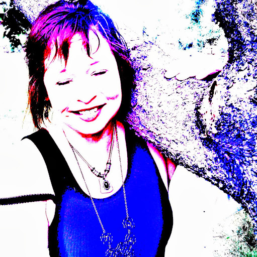 Sara Abbott Photo 9