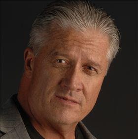 Robert Valentino Photo 13