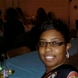 Tracy Robinson Photo 36