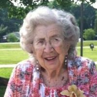 Lois Jones Photo 32