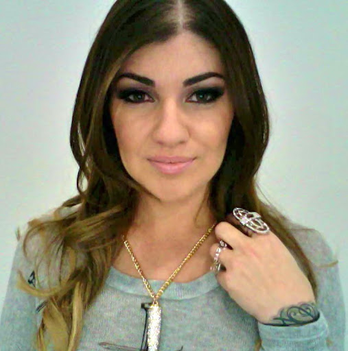 Nichole Garcia Photo 30