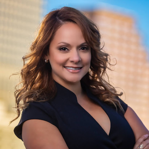 Lissette Colon Photo 9