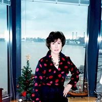 Catherine Carley Photo 6