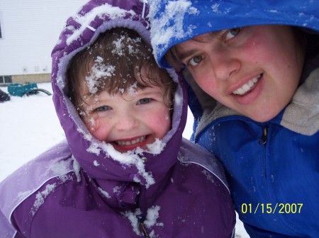 Sarah Gibson Photo 17