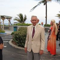 Robert Hand Photo 33