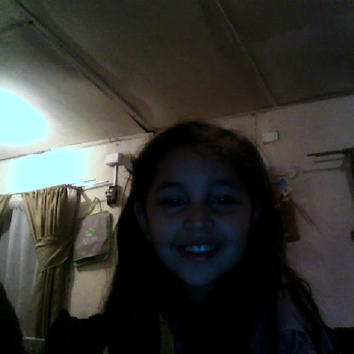 Julie Rojas Photo 30