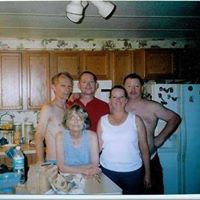 Laurie Watts Photo 11