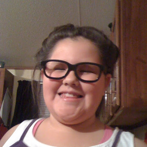 Erica Hinton Photo 13