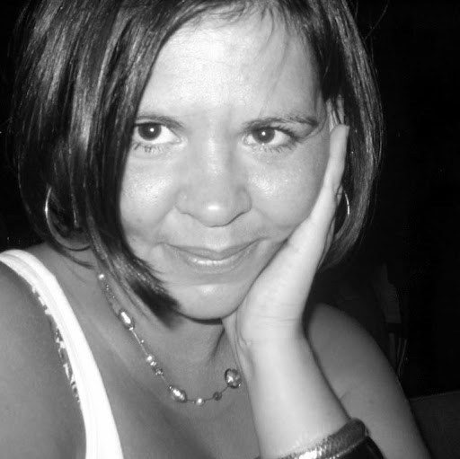 Andrea Olsen Photo 33