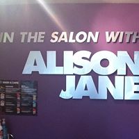 Alison Holmes Photo 4
