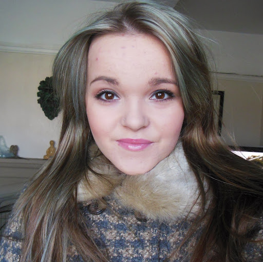 Megan Lloyd Photo 14