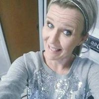 Kelly Martinson Photo 10