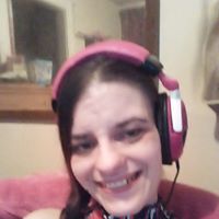 Nicole Gower Photo 7