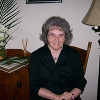 Louise Jennings Photo 41