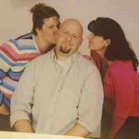 Sarah Owens Photo 44